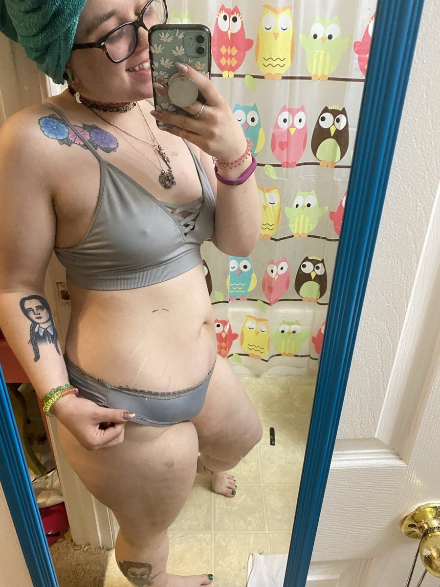morosecode96's tweet photo. @OnlyFansHero https://t.co/t9tRl3zbD3

✨only $5.99 to subscribe✨

$jlouise829

🙂😊New posts every day
☺️😙Active daily
😚😘Pictures and videos
🥰😋Rewards for tips&amp;wishlist gifts
😛😝Special requests
😜🤪Free video when you sub https://t.co/Hieg81NM8e