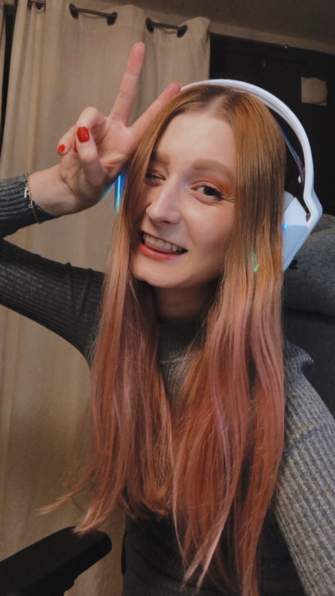 carolinedainttv's tweet photo. 🚨 STARTING MASTER MODE 🚨 
I am live, it’s the first stream of the year and yes, you did read that correctly - we are stating master mode today in #BOTW 😱

https://t.co/iI3zumyrva https://t.co/K4TokJfmhO