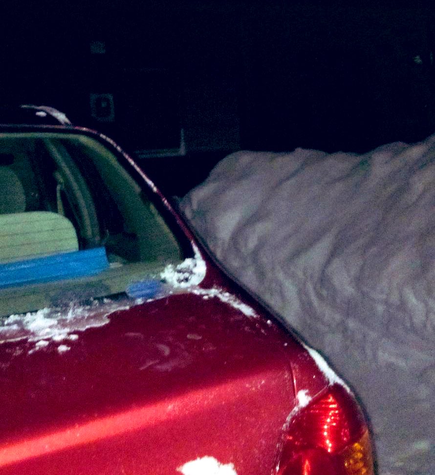 تويتر 神名 綾人 金夜叉 Zero على تويتر 雪って本当に怖いんですよ 放置してたら余裕で車の高さ超えます 屋根の下から落ちてきて潰れる事もある だから定期的に雪かき 道産子は雪はねって言う と雪下ろしはしないとね めちゃくちゃ寒いです