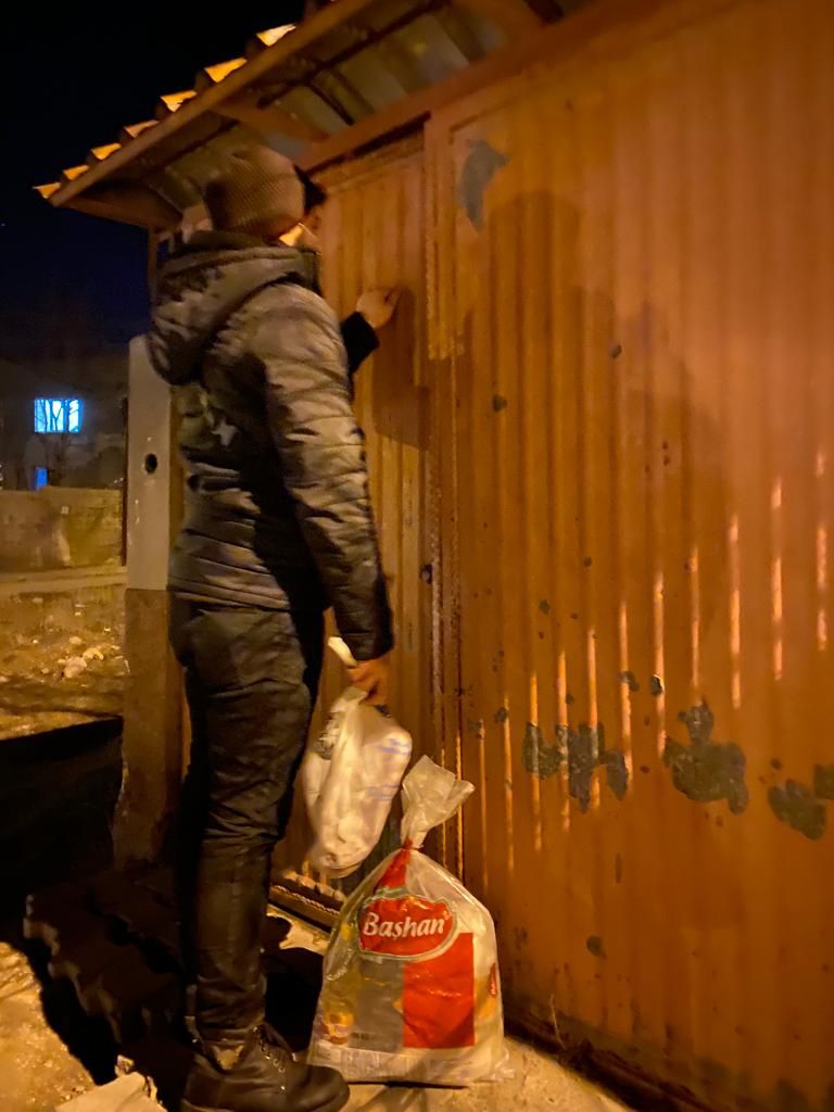 Sefkatelcileri's tweet photo. Ocak Ayı için Yardımseverlerimizin Bağışlamış olduğu 2 Adet Kurbanlık 10 Adet Gıda Paketi,Çorbalık Tarhana yardımlarını. 10 İhtiyaç Sahibi Ailelere Teslim Ettik Çok Şükür. 🤲🏻 bu ay da bizleri elçi olarak görevlendiren yardımseverlerimizden Allah razı olsun çok teşekkür ederiz. 🤗 https://t.co/tV28KC5nGF