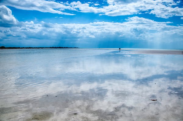 Photomrc's tweet photo. New artwork for sale! - "Between two heavens" - https://t.co/Jt3FLLyeMJ @fineartamerica https://t.co/ysaK7yC9gN