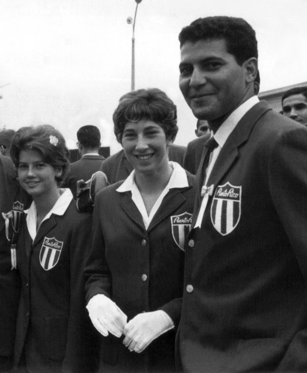 uriartecarlos1's tweet photo. El 19 de dic de 2021 falleció la reina de los X Juegos CAC de San Juan 1966, Anita Lallande ganó 10 oros y 2 bronce en la natación. En 2 Juegos CAC acumuló 17 preseas (10-3-4), estuvo en 2 Juegos PANAM, en los JO Tokio 1964, la mayor figura de la natación boricua en la historia https://t.co/MbyM8ZGL0E