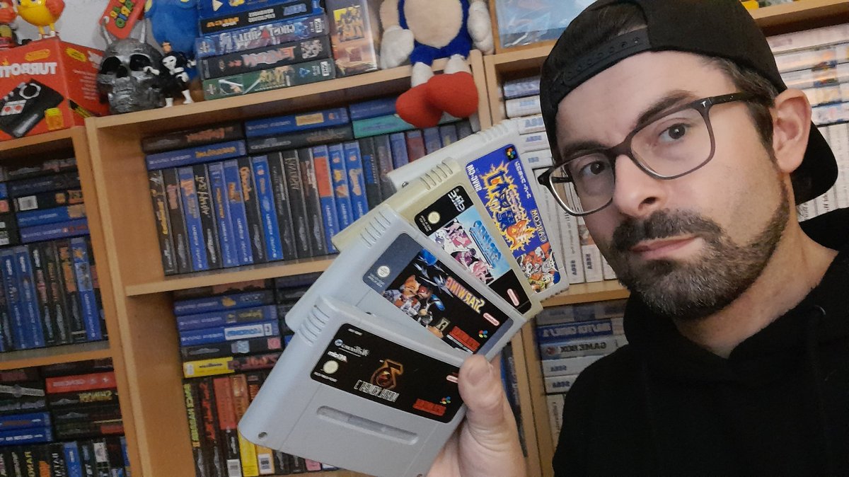 Super Nintendo and Super Famicom time ✌
#SNES #superfamicom #16bit