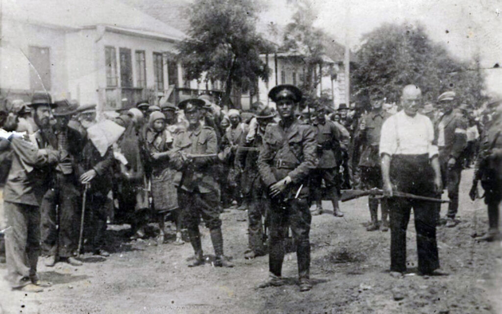 في أواخر عام 1941 أعدمت السلطات في معسكر الإبادة بوغدانوفكا في رومانيا جميع السجناء اليهود وعددهم 40 ألف...