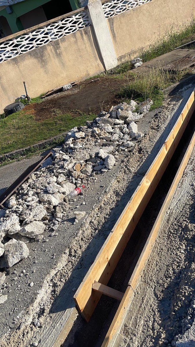 RonnieYearwood's tweet photo. Cars are being forced to turn around a dug up road, with no explanation other than not caring for weeks on end.

Enough is enough. Let’s #GetItDone 
#RonnieGetsItDone 
#IShowUp https://t.co/88I3evFlwx