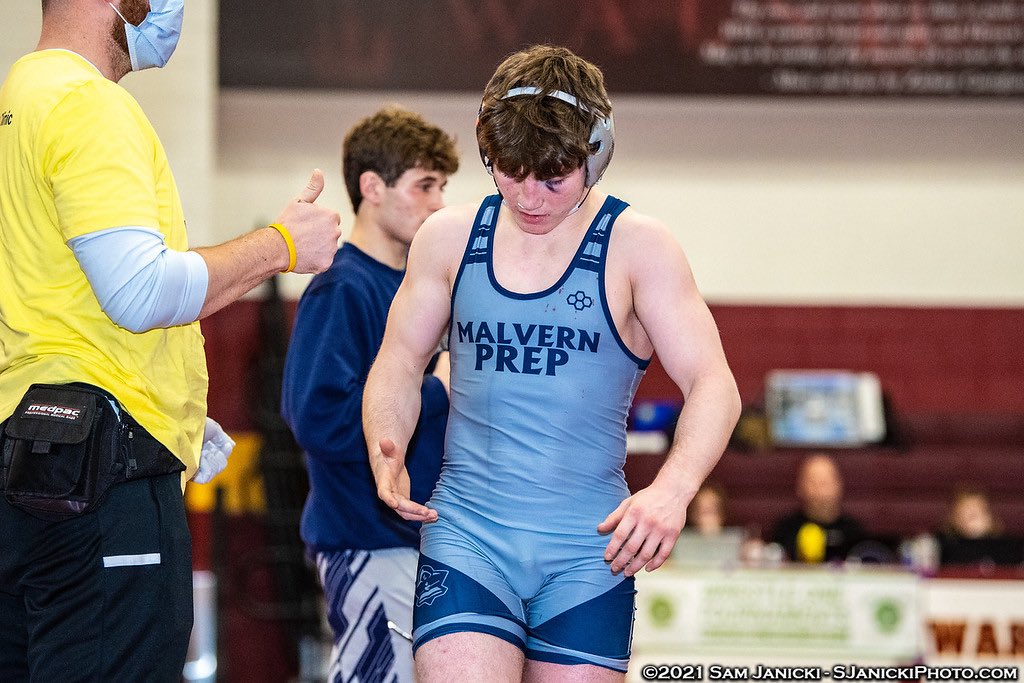 SpencerBarnhart's tweet photo. Good start to the season for the team and myself as well. I took 4th at Ironman, 5th at Beast of the East, and 5th at Powerade. Looking forward to improving and getting better throughout the year. @mpfriarwrestle https://t.co/kVGsCPAf4C