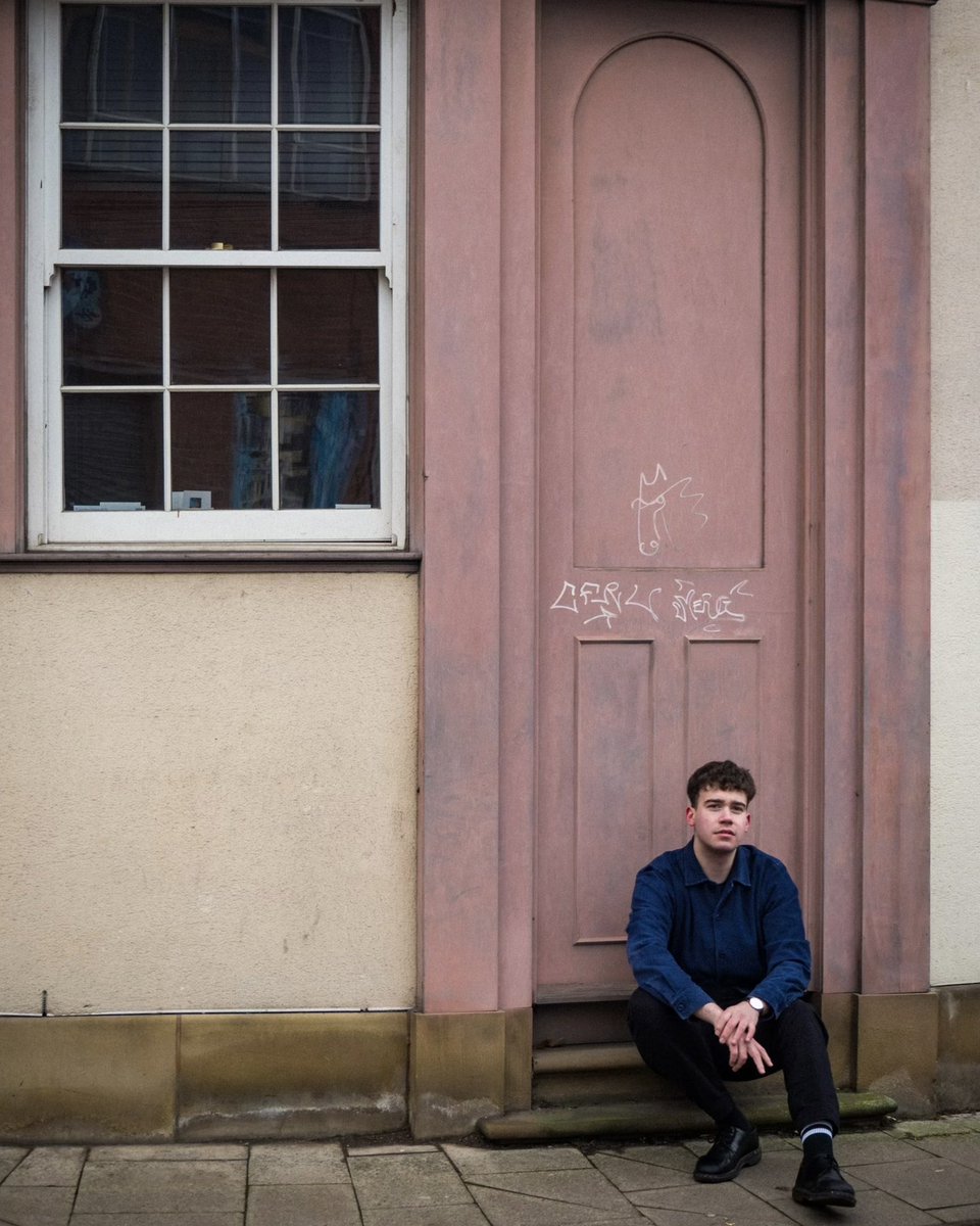 calebfrancis_'s tweet image. working on something new. excited to share details and new music soon 🦩