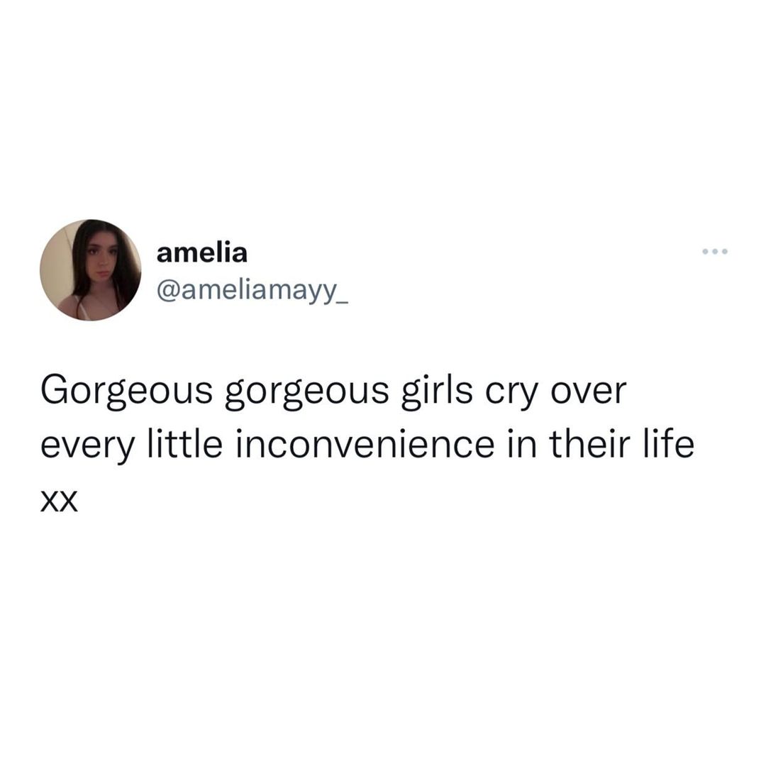 PrettyLittleThing tweet media