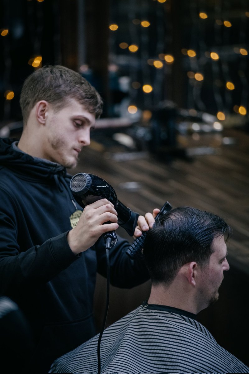 liverpoolbarber's tweet photo. We are back Open this Wednesday 
Hope to see you all soon 💈 

#barbersliverpool #liverpoolbarbers #liverpoolbarber #barberliverpool  #liverpool #LFC #EFC #lfc #efc #liverpoolfc #EvertonFC #evertonfc #Liverpool #ljmu #jmu #livuni #barber https://t.co/Z7q30jMfO1