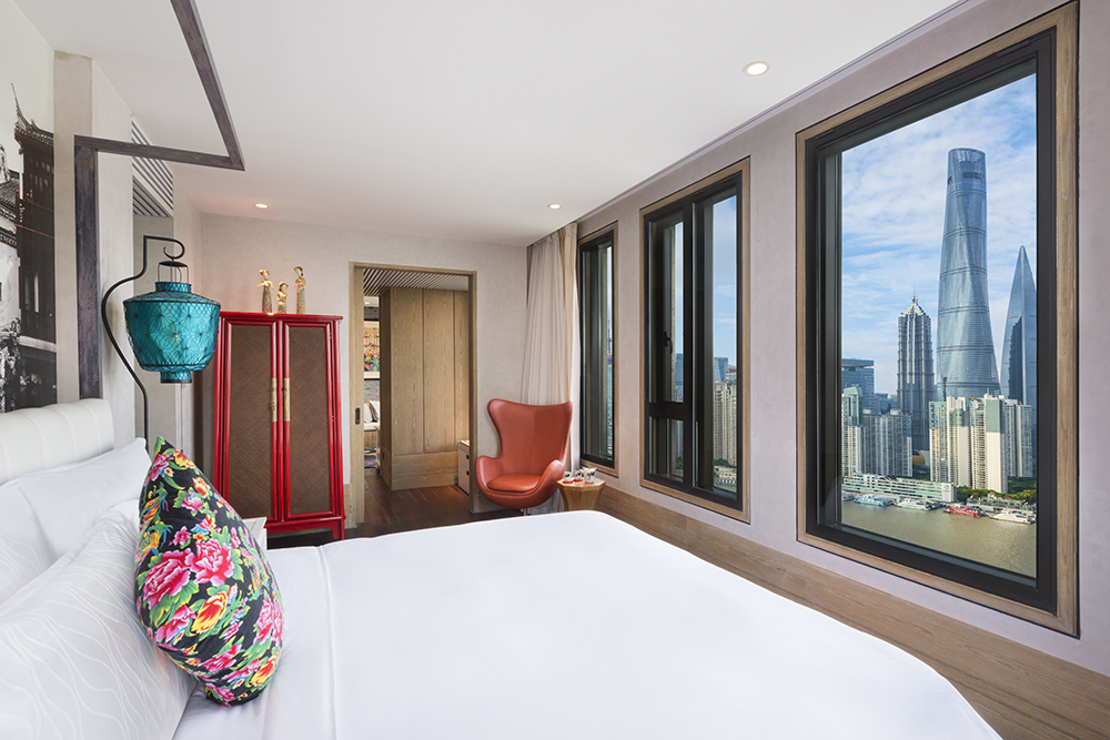 davidkosmos's tweet photo. @thepointsguy 1. InterContinental Bora Bora Resort &amp; Thalasso Spa @ICFr_Polynesia
2. Hotel Indigo Shanghai on the Bund @hotelindigoSH
3. Snowpine Lodge 
(All photos by @davidkosmos) https://t.co/9Tm6VFQ3Mt