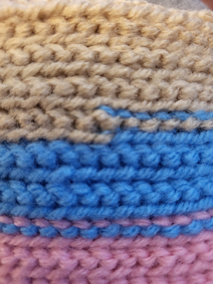 AliceTheAmazon's tweet photo. Did I just invent a new technique, or is this already a thing? Stitching together yarns is a much cleaner way to change colors in a scarf than any other knots that I've been trying.

What colors should I use next?
#skillshare #crochet #crochetTechniques #techniques #colors #new https://t.co/Si1OInopzW
