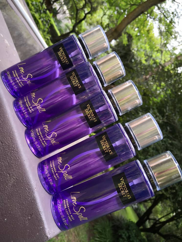 tuntu265's tweet image. RETWEET PLEASE ‼️‼️

Get your Victoria secret perfumes from your girl at only K15,000

Available in Blantyre, and can deliver wherever you are in Malawi
dm for more info