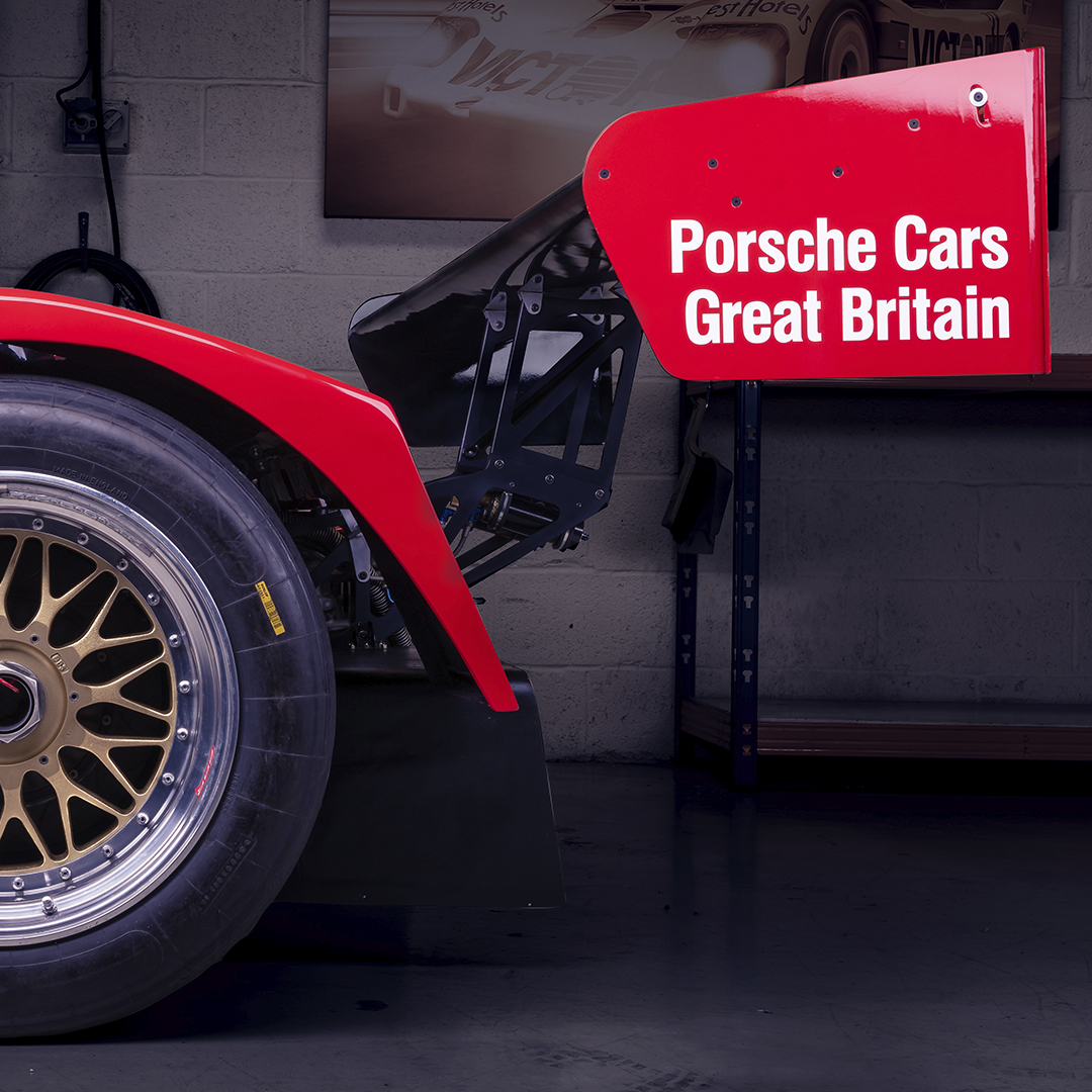 DanFurr's tweet photo. RLR 962-200 featured in the March 2021 issue of 911 &amp; Porsche World. And with that, I'm off to grab a beer. G'night! 🏁🍻

📸 @DanSherwood10 
📖 https://t.co/0s9G02Fcur https://t.co/jCmKnjTqKi