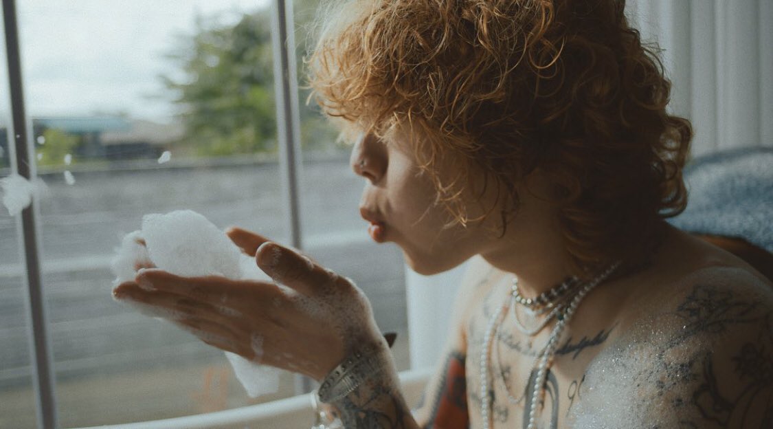 forfacrew's tweet photo. new stills of @900py_'s 'TEENAGE' — MV (1)

#GOOPY #구피 @900py_ #FA https://t.co/7DDiMNO5fl