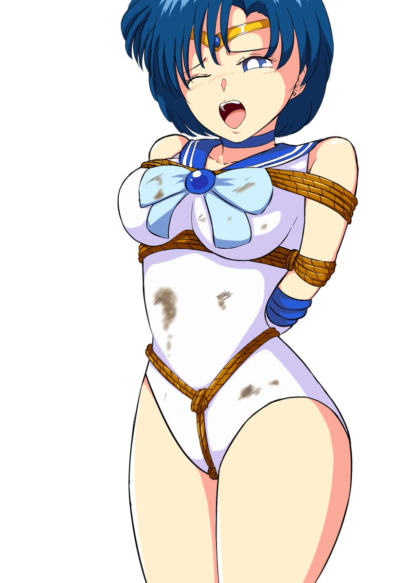 痣だけだったり、衣服の汚れだけというのも、違ったものが感じられて良いと思います。 