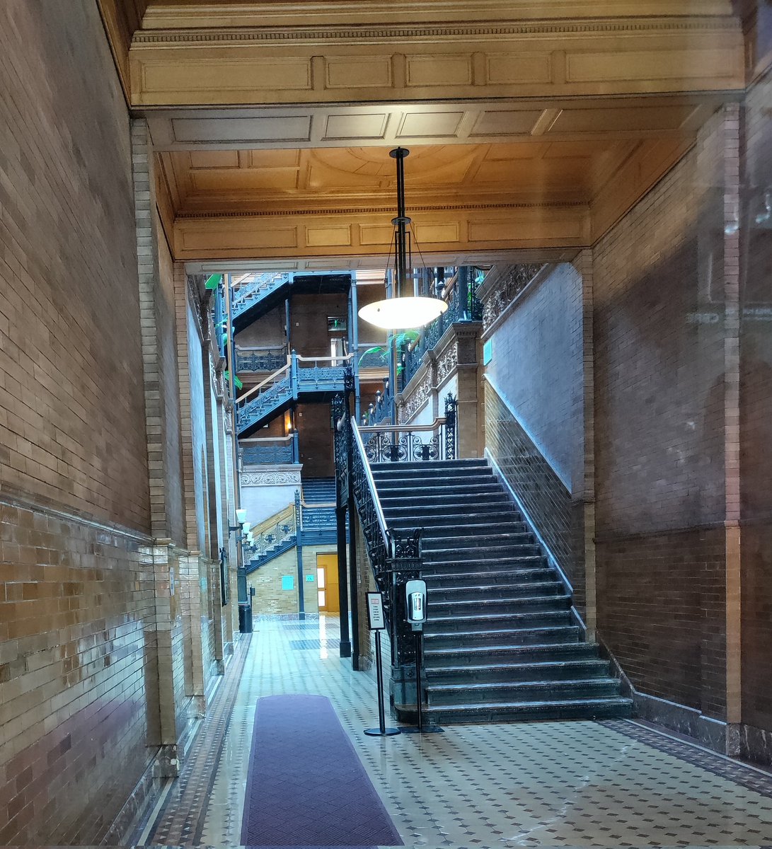 Doctor_Astro's tweet photo. Looking for Deckard and Roy Batty #BradburyBuilding #dtlatour @bladerunner https://t.co/P5hhsXR5yd