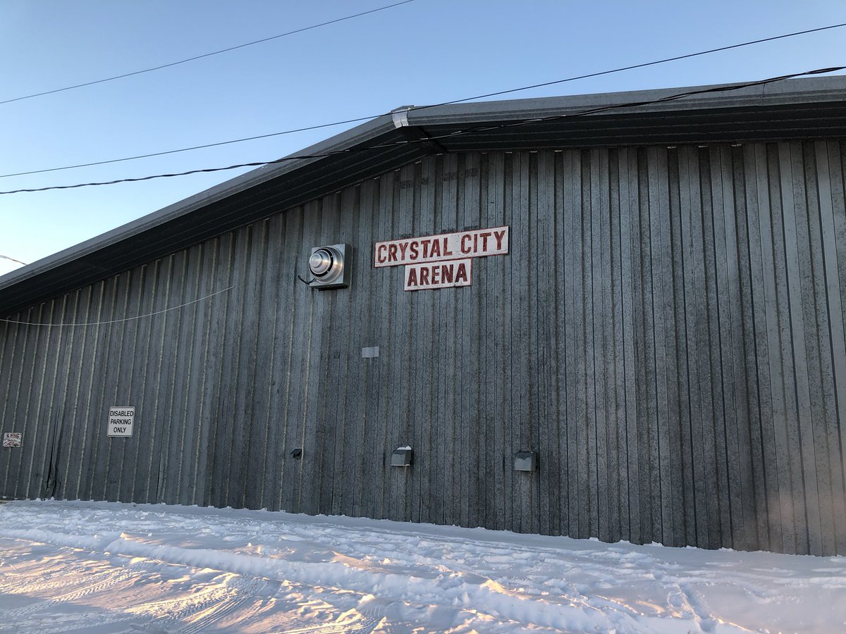 January 2 and I’ve gone for a skate, a ski, and a snowshoe. Prolly gonna take it easy for the rest of ‘22.