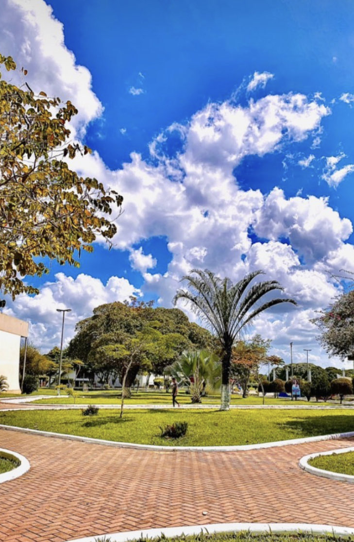 LEAL_HHS's tweet photo. Quem já passou por essa praça na FADBA compartilha! ⁦@pralanaraujo⁩ ⁦@PrSergioAlan⁩ ⁦@PrLucaseverino7⁩ ⁦@limoeiro306⁩ ⁦@PrMarcos_Souza⁩ ⁦@idec⁩ ⁦@Alissonrmf⁩ ⁦@oisaracunha⁩ ⁦@PrC_Augusto⁩⁩ ⁦@preduardoJA⁩ ⁦@iasd https://t.co/2IU9isZ2ln