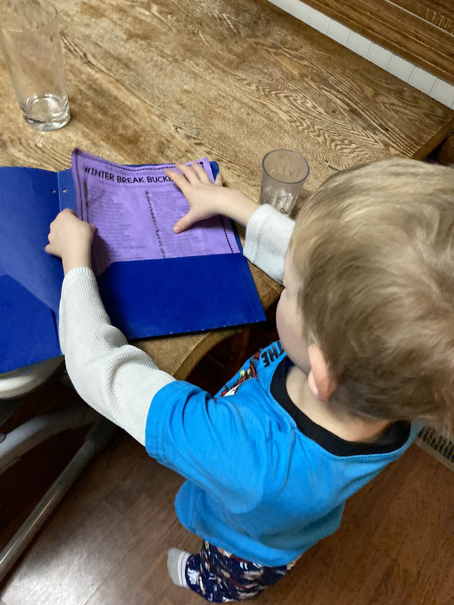 MrGsPhysics's tweet photo. I almost can’t believe it, but we got everything done!

The kids are so excited to show their teachers tomorrow. https://t.co/jLhSe0GZCS