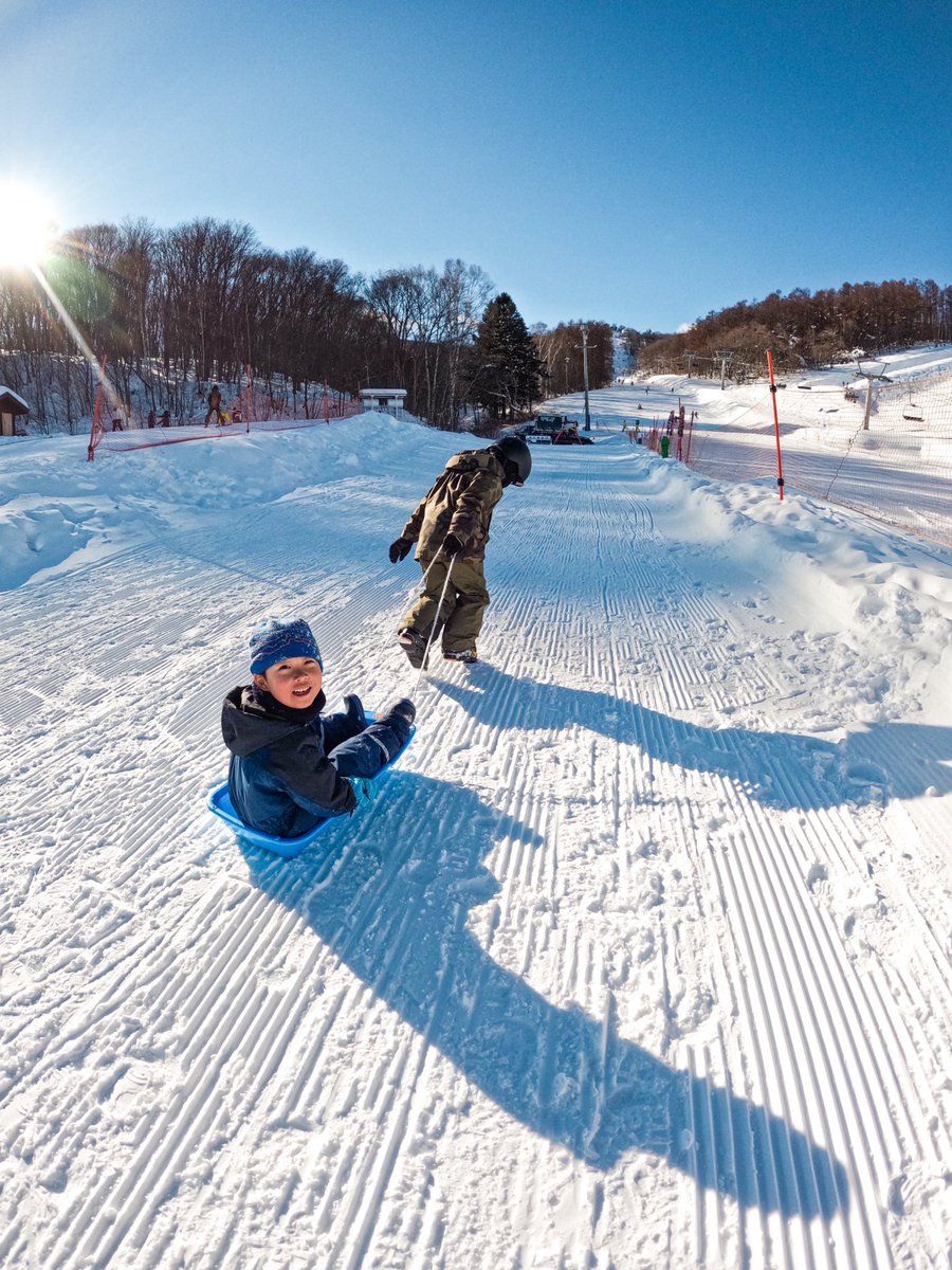 takaloao's tweet photo. 兄弟で雪遊び❄️❄️❄️
.
@GoProJP @GoPro #GoProJP #GoPro #雪遊び #GoProSnow2022 #GoProKids #GoProSki https://t.co/Uxi44n6PFM