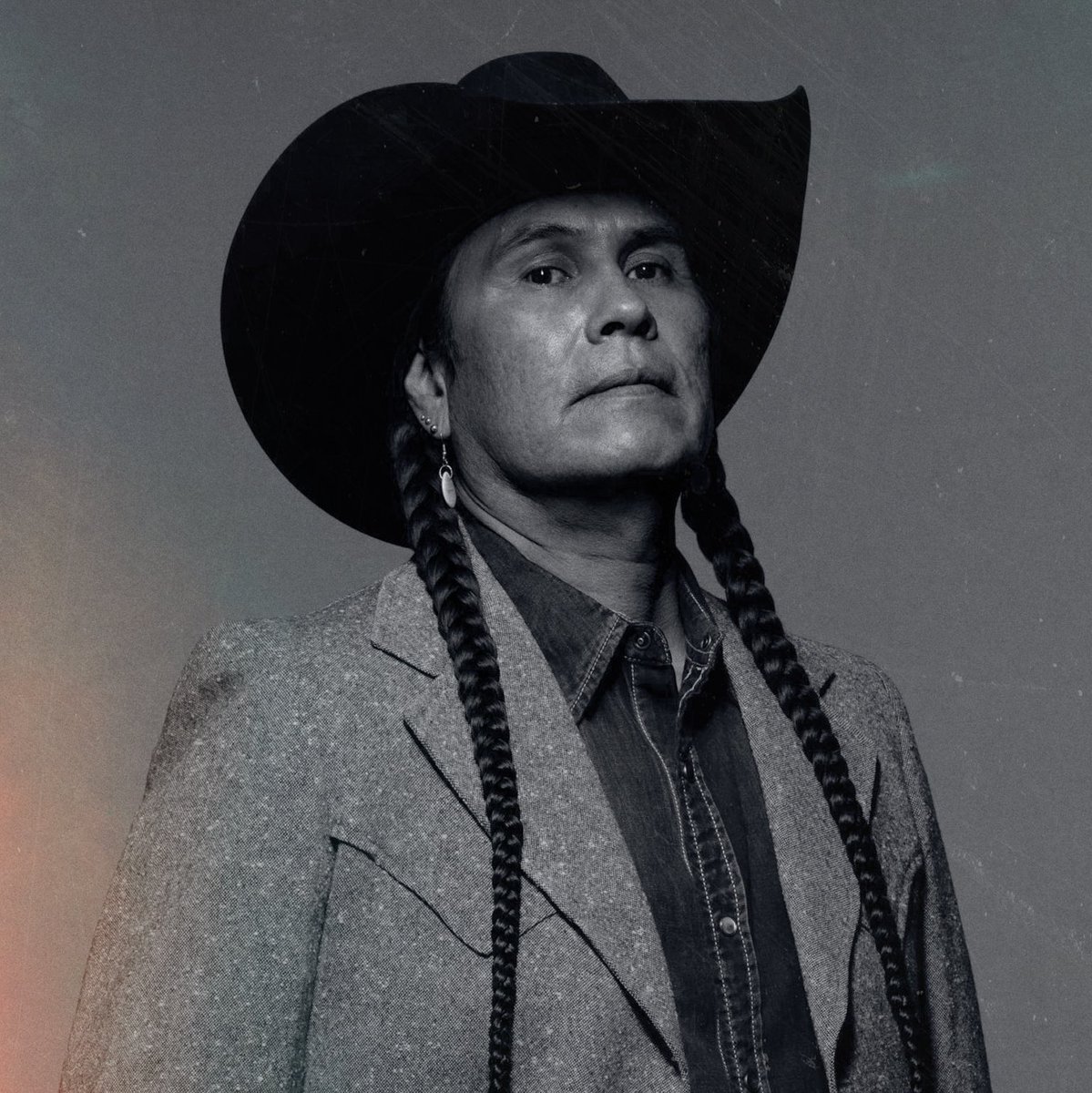 SunshinyCar's tweet photo. TONIGHT: #YellowstoneTV season 4 finale at 8/7c exclusively on Paramount Network.
#YellowstoneTV #YellowstoneMo🦬 #ChiefRainwatersEnforcer #MoBringsPlenty #BrokenRockRez #NowYaHurt #WhoShotJD #LetsGoToWork
Follow Mo on Instagram @mobringsplenty https://t.co/349JDVt0HG