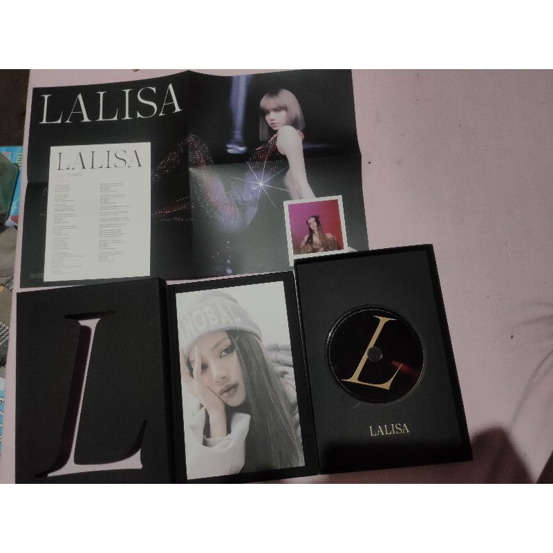 TINEdaHAN1's tweet photo. WTS/LFB

BLACKPINK LALISA 1ST SINGLE ALBUM
UNSEALED 

COMPLETE INCLU EXCEPT PCS
- PB+CD
- POSTER
- POLAROID

BOTH VER ARE AVAILABLE

320php each, 300 if payo

Pm for negotiation and more infos/pics/vid
Can lower if getting both and sure buyer https://t.co/JMIQKDTWRh