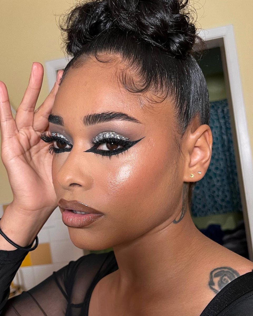 Moneajah Lashay tweet media