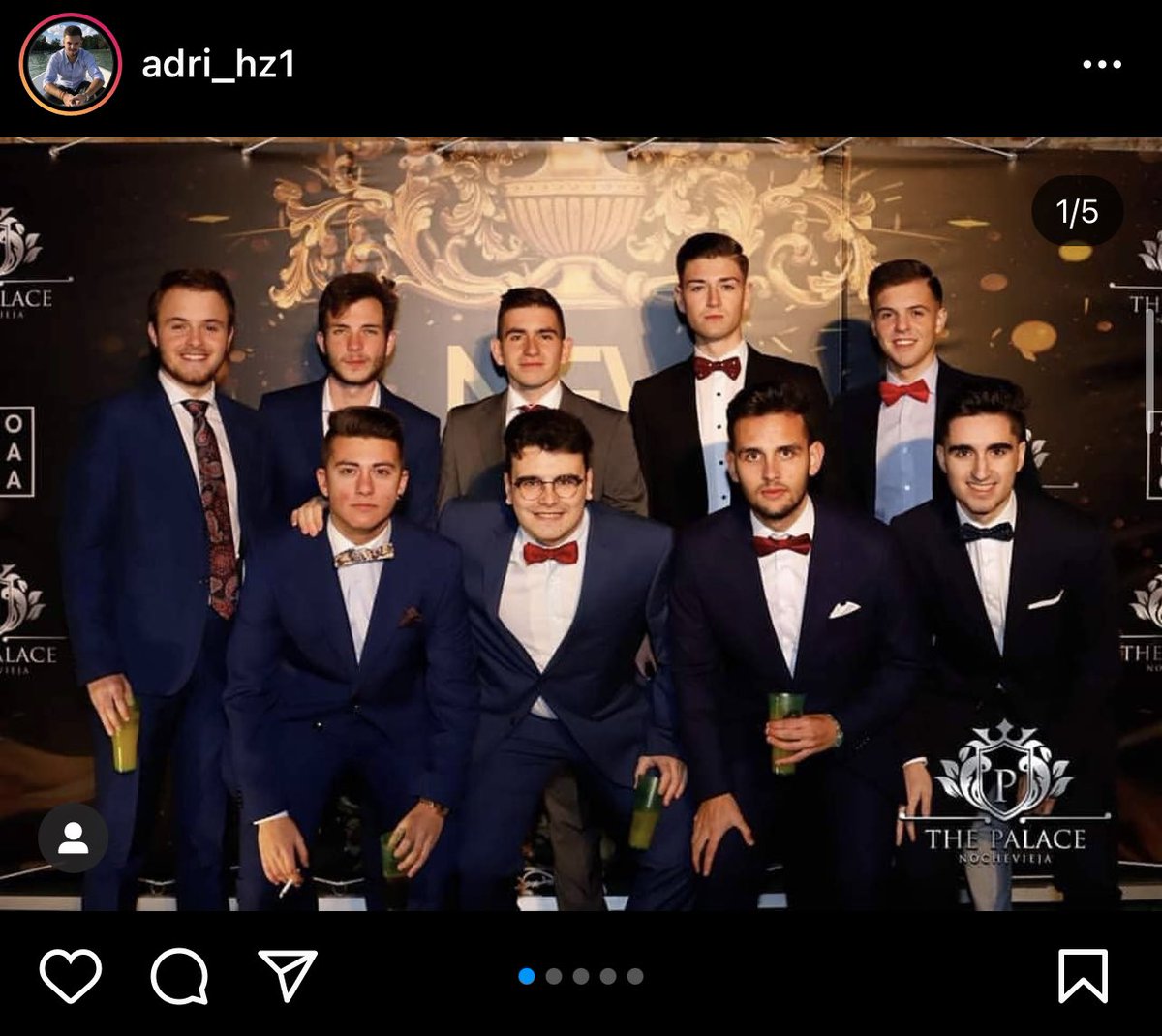 JMorc22's tweet photo. @adri_hz2 Pues llevas ya varios años eligiendo el garaje de tu primo por lo que veo 😂 https://t.co/abzJbgaTGk