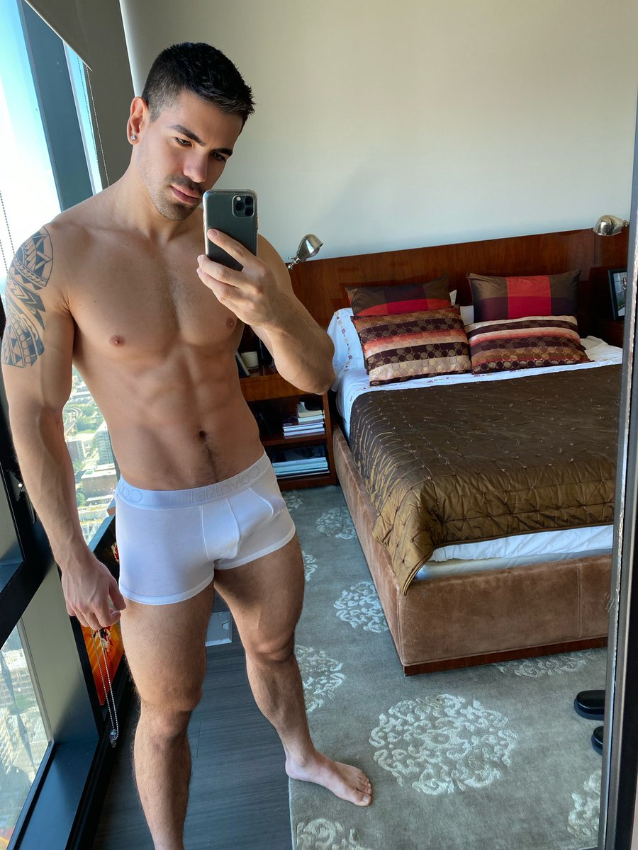 http://Onlyfans.com/hotfer93.