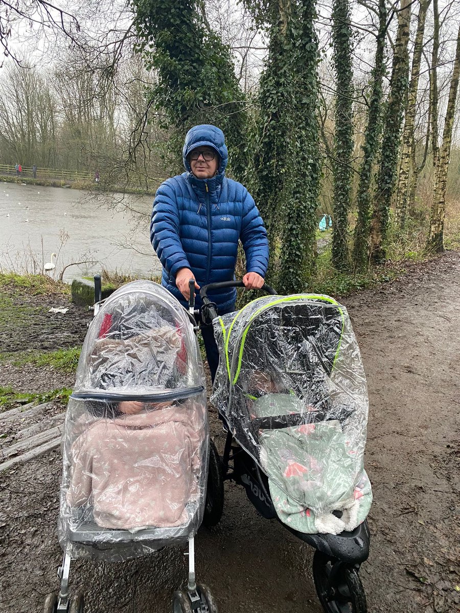 So guess which idiots decided to take the granddaughters to Daisy Nook this afternoon 🤷🏼‍♂️🙄