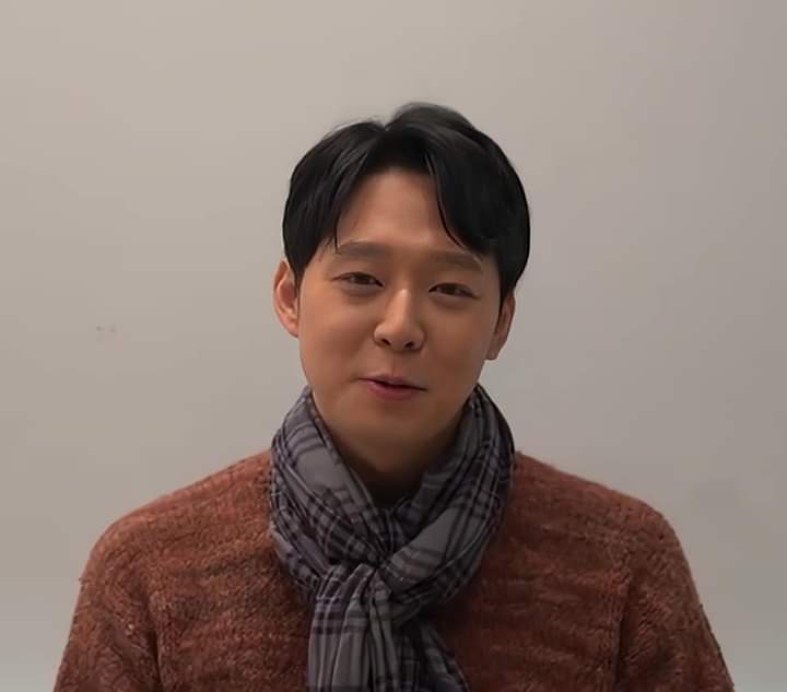 ChunsasBR's tweet photo. [PICTURE] Yoochun is so cute!
💙💙💙🌻
photos from: @Logbookthailand  

#PYC_LetterOfLove #Logbook #Logbook_Thailand #ParkYuchun #박유천 #로그북
#ユチョン #ยูชอน 

~ktl https://t.co/iClzl4ICwf