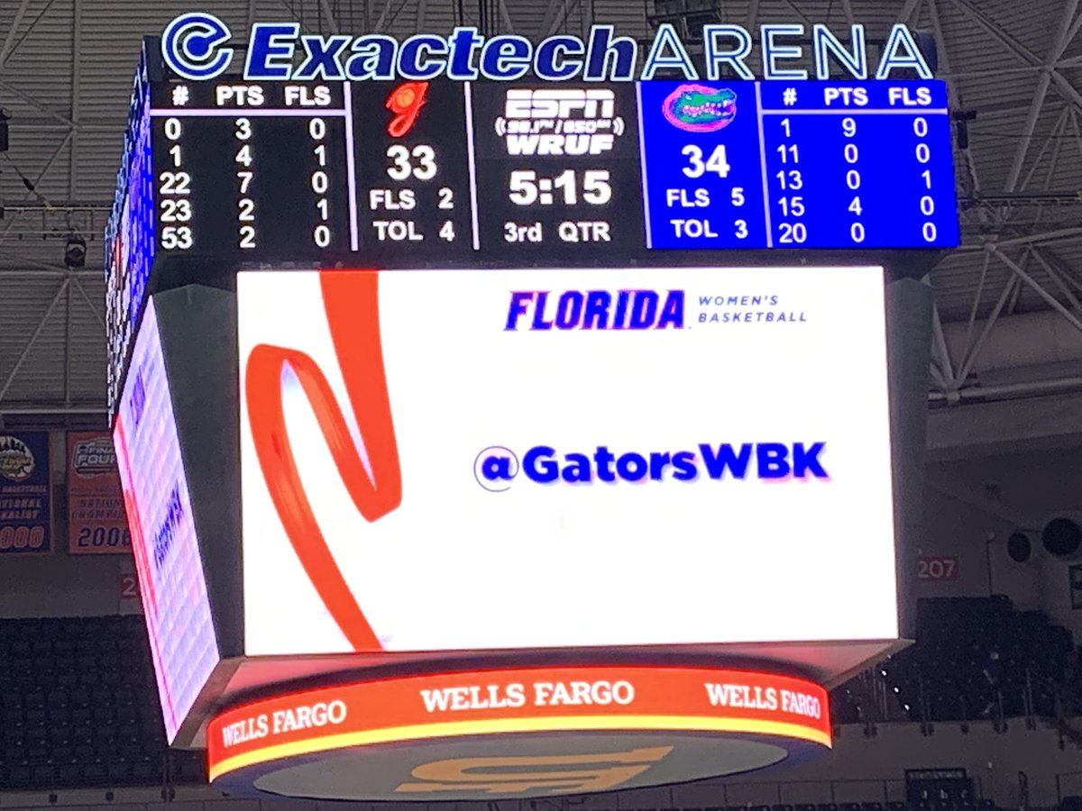JPTULL's tweet photo. A good one going on at the @OConnellCTR  @GatorsWBK up by one at the half over UGA. Tune in to #GatorsSportsNetwork from @Learfield and catch the second half with @CrooksPBP and @davisbritt32 #goGators @SEC  @UF @ufalumni @LearfieldAudio @FLGatorsSP 🐊🐊🐊🐊🐊🏀🏀🏀🏀👍😊 https://t.co/Ric2RsYAUA