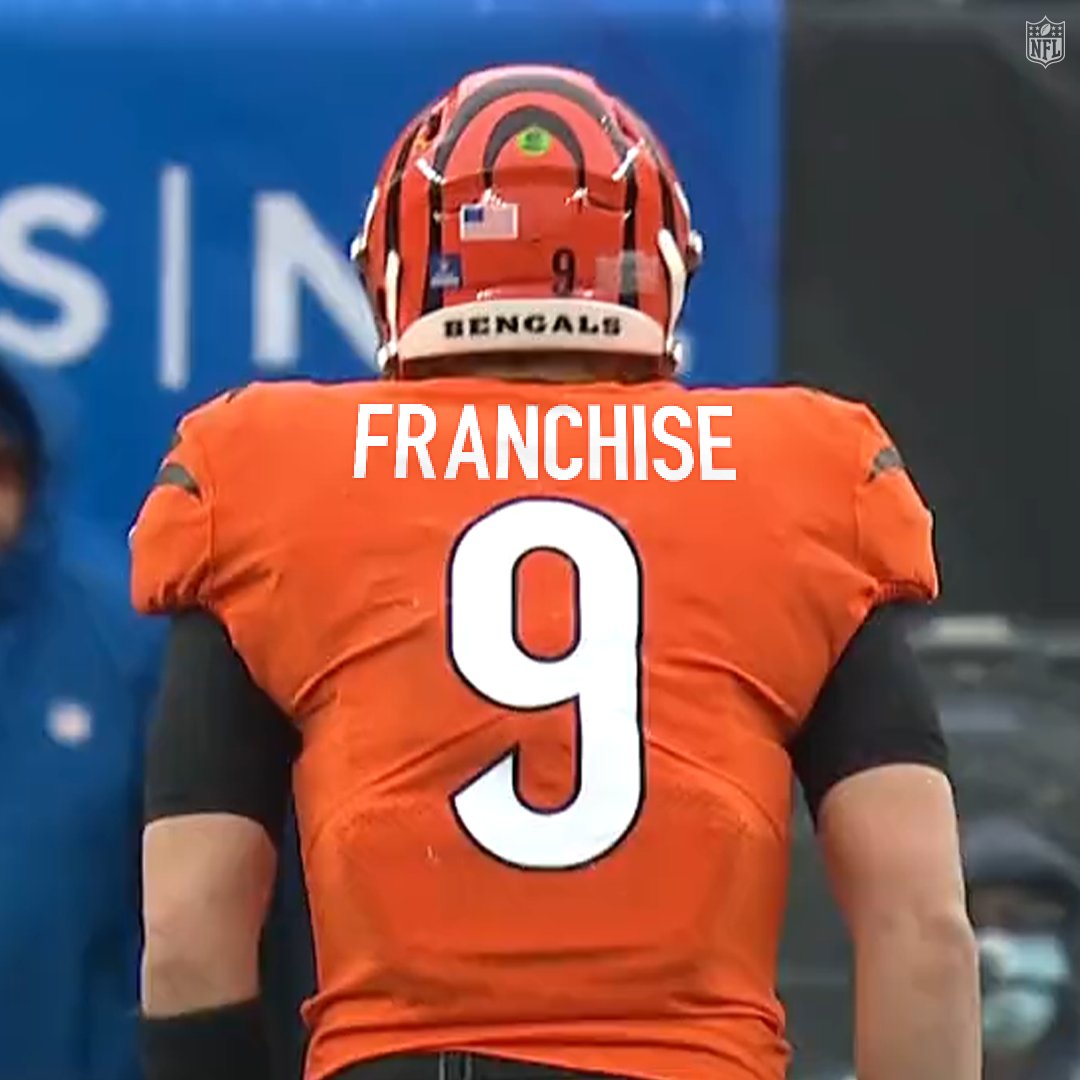 NFL's tweet photo. Joey Franchise.

@JoeyB | #RuleTheJungle https://t.co/HlBl35wLhM