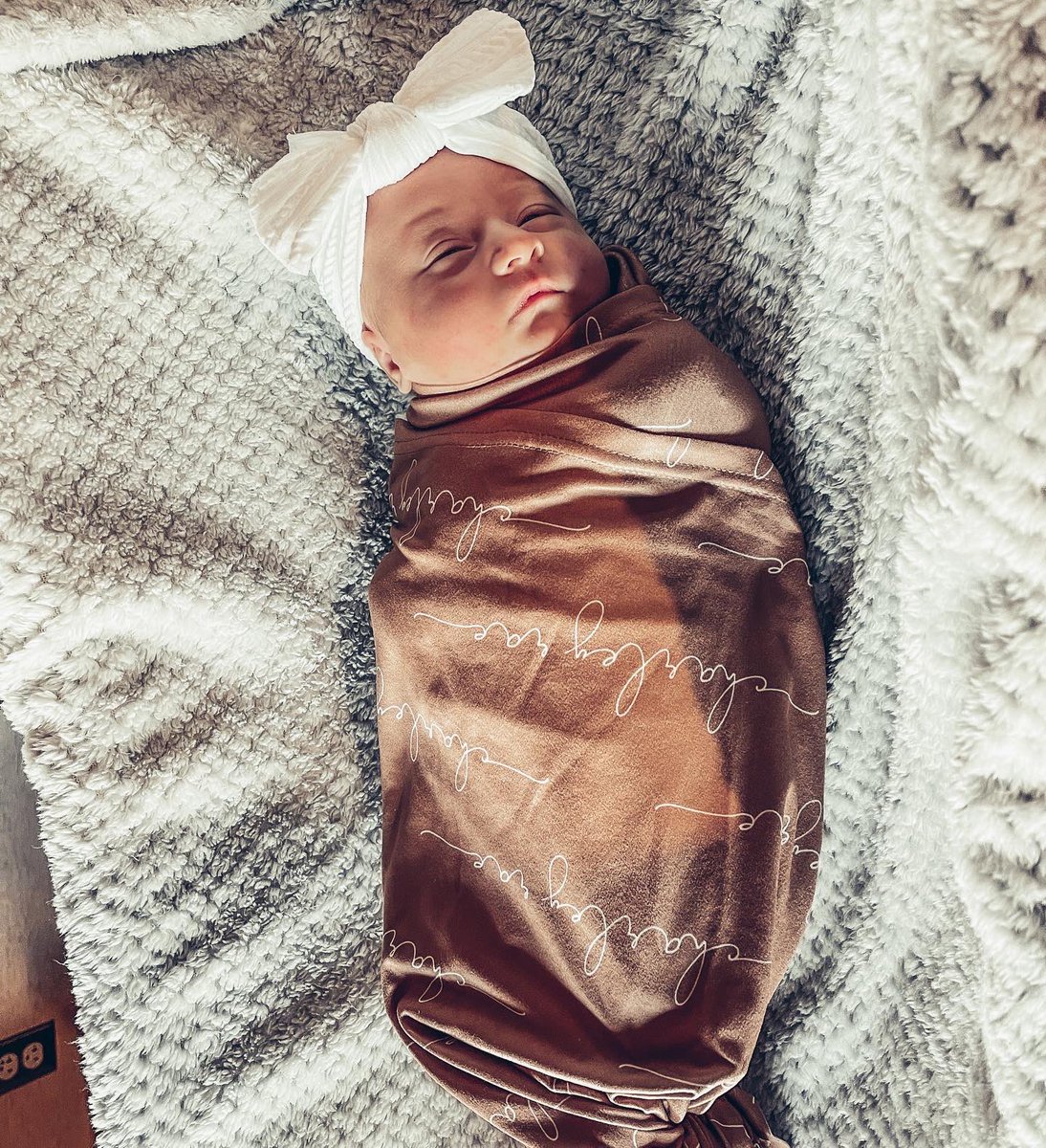 emscheidtt's tweet photo. Feeling so complete 💛 https://t.co/uaWTQkFe1u