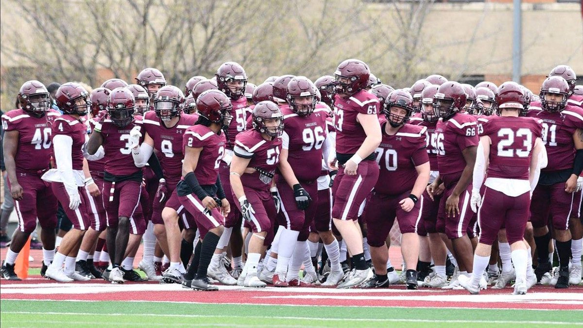 tristandenson54's tweet photo. After a great talk with @Coach_MitchumBC I am blessed to receive an offer from @Threshers_FB @THS_FB @FootballTascosa https://t.co/1UYXIKQq7w