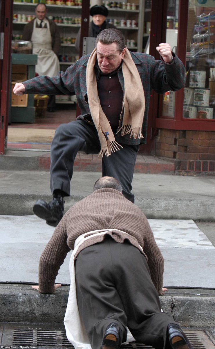 waterworldguy's tweet image. Me when I’m trying to protect my friend from a spider