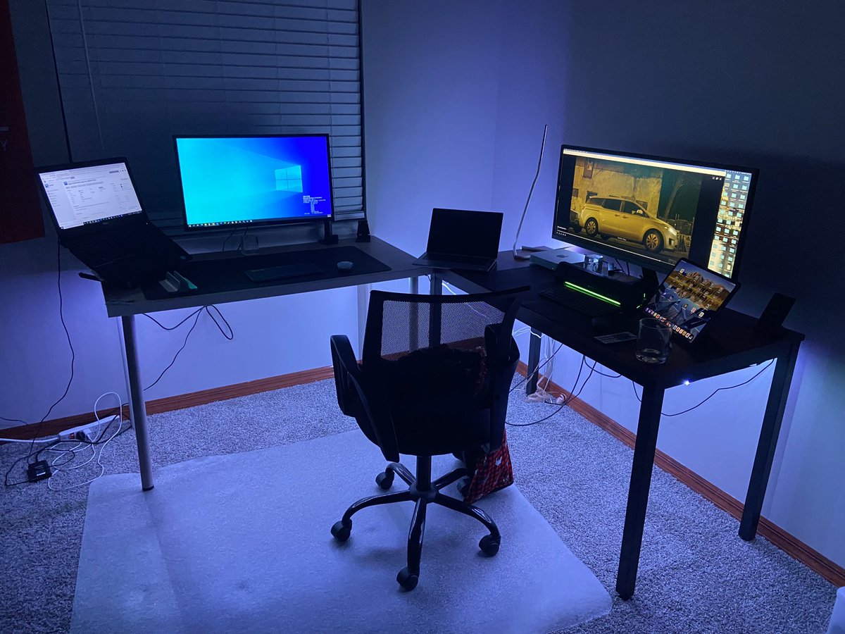 DevOps_Q's tweet image. Added some new lights in the office for late night grinds. Also need to work on cable management 😂. #linux #windows
