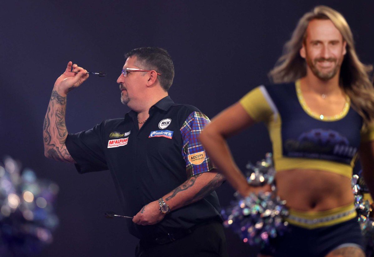 Habt ihr es auch gerade gesehen??? #dartszn #dartswm #dartzn #elmarpaulke