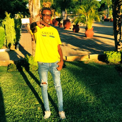 akekelwa1's tweet photo. To the best year of our Lives 💯 https://t.co/3szBXvrV9r