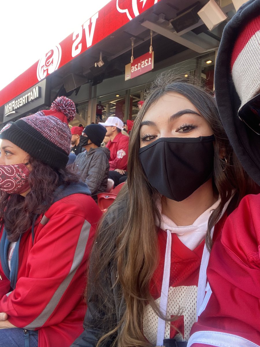 NegroChalo's tweet photo. Brought my baby to the Niner game! #fftb https://t.co/s0JNV5LbR6