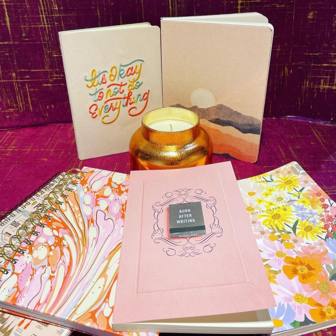 Paper_Source's tweet photo. Today is a great day to start journaling! Come check out our huge selection of journals and notebooks, sure to inspire you to put your thoughts onto paper and express yourself creatively

#papersource #journaling #bulletjournal #creativeplanning #diy #diary #minddump https://t.co/0ss2SYcb8e