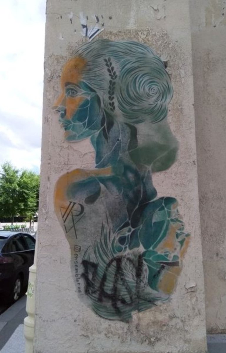 Bonsoir 👀
#streetart.  #urbanart.  #mural 
By : Ensemble Réel