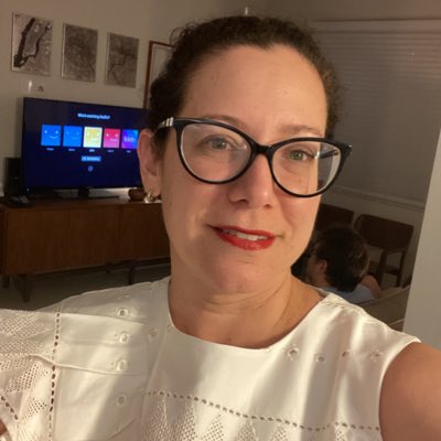 Renata Grozovsky tweet media