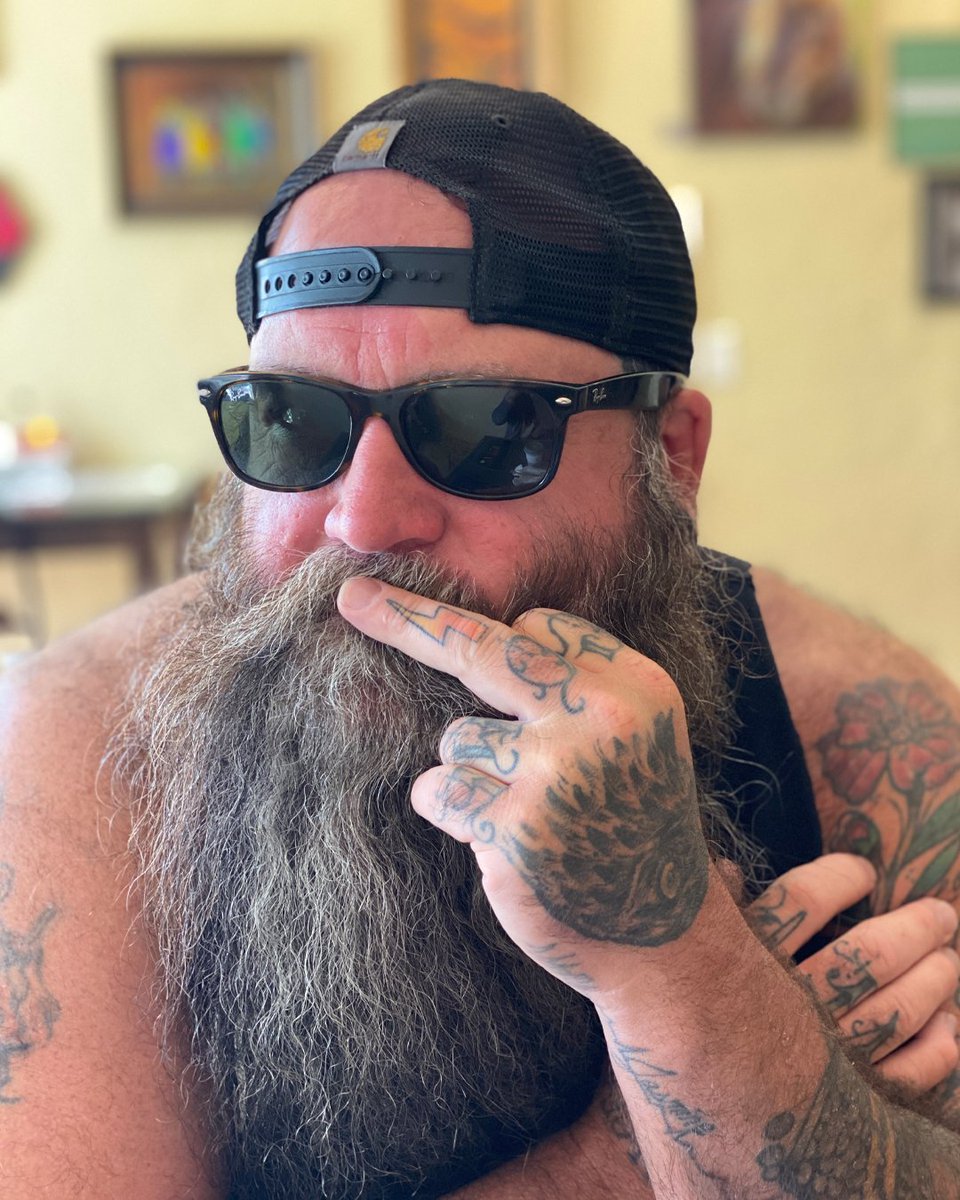 the_ornery_one's tweet photo. What is your New Year Resolution? Mine... same as the past years.
zero f@*ks given & be yourself! Be true & be the REAL you!
#stayornery #longdistanceriding #longdistancerider #mototrip #motorcycleindustry #newyearresolution #newyear #newme https://t.co/yifkfkXOJT