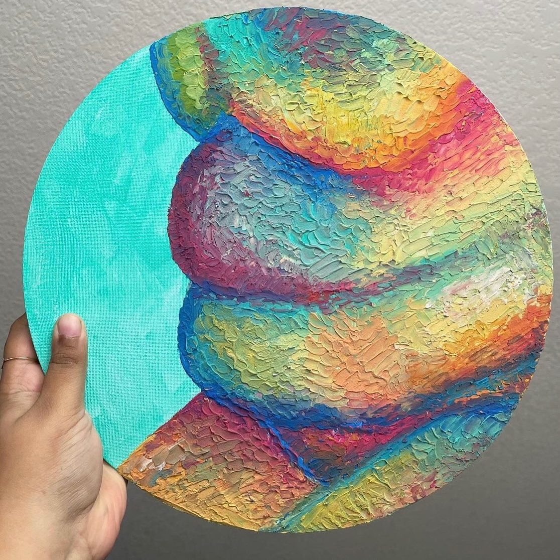 chi_tvee's tweet photo. Drop your favorite #artists in the comments 🎨

⭐️ Celebrating some of our favorite #bipocartists representing various forms of art in this post! 

See the full gallery and all artist information here: https://t.co/s3y7nDZ8xD

#2022NewYear https://t.co/8ji2dbZD0a