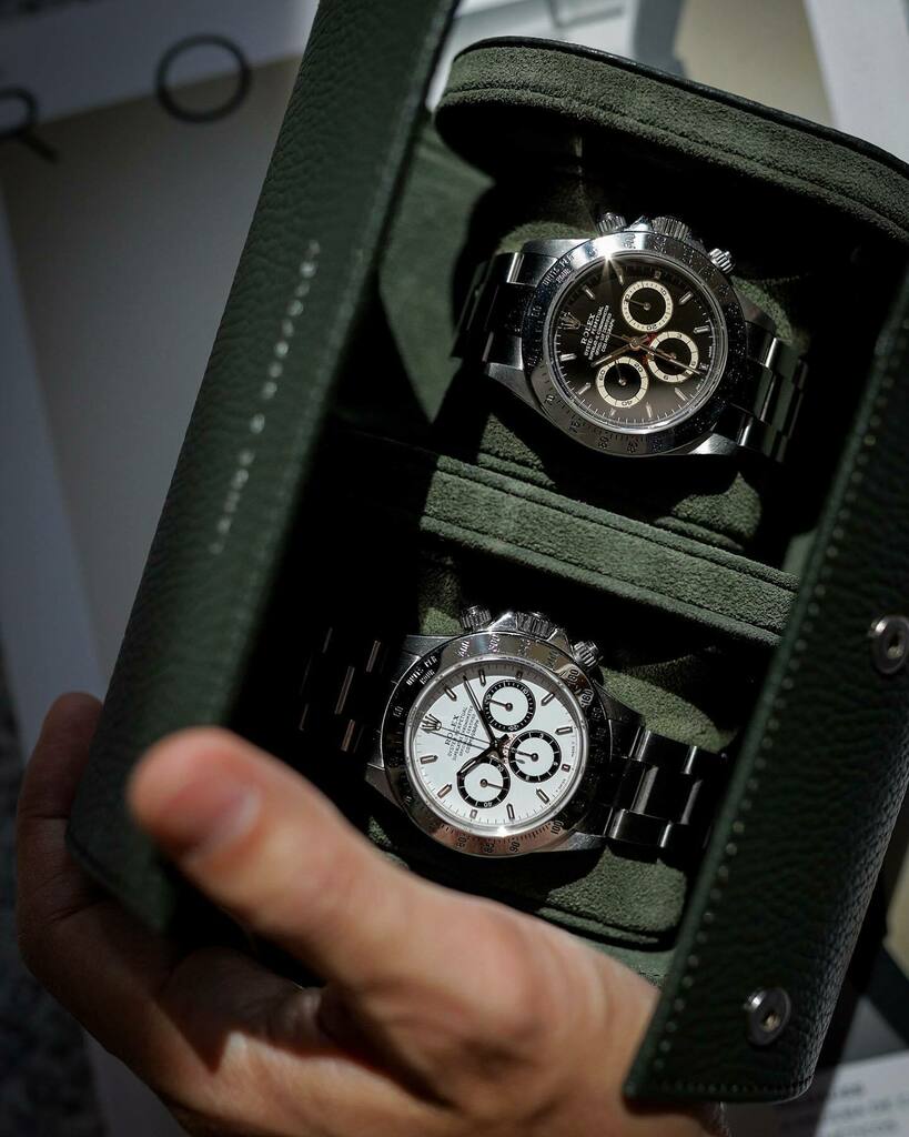 kubotime's tweet photo. White or Black? Swipe👉

Watch Roll: @langeberkeley 
————————————
Rolex 16520
Cosmograph Daytona
————————————
#rolex #daytona #rolexdaytona #zenithdaytona #wristorgasm #chronograph #elprimero #16520 #inverted6 #vintagedaytona  #watchcollector #klokke … https://t.co/WRp7XgxvXD https://t.co/3RrTuGLpVD