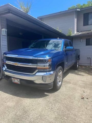 abbbyyy____'s tweet photo. IF YOU ARE ON OAHU, HAWAII PLEASE BE ON THE LOOKOUT FOR A BLUE 2016 CHEVY SILVERADO! It was stolen right out of my driveway on Wheeler AAF, we believe the person who stole it stopped at Hele in Wahiawa!!! I have filed a report with MPs and on hold for HPD. HI LIC PLATE IS SZW206 https://t.co/7WPsaRoXbK