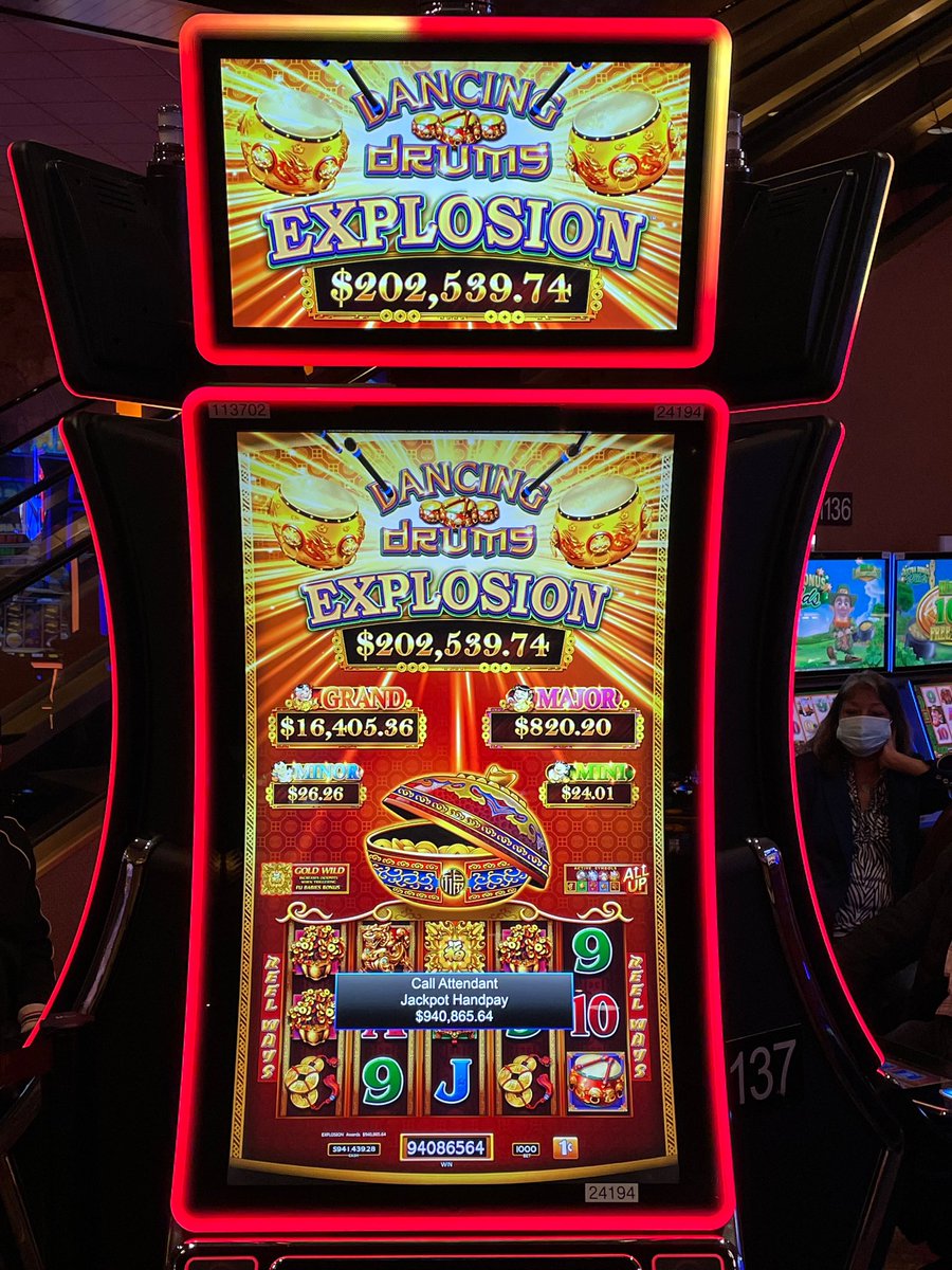 PechangaCasino's tweet photo. When you come in for #NewYears dinner and walk out with a #WideAreaProgressive Jackpot of nearly a MILLION dollars! A very lucky guest now has 940,865.54 reasons to celebrate the new year! Congratulations on your massive win on #DancingDrumsExplosion! Enjoy your new riches!💥🎰 https://t.co/P2sUPR4hfY