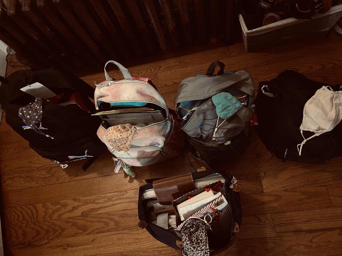 JulieCa0428's tweet photo. 4 backpacks and 1 teacher bag all filled with extra masks and ready to go back to the classroom tomorrow. Thinking of all the teachers and students headed back this week…wishing everyone good health and safety #teachers #students #backafterbreak https://t.co/uKEs9f8ZHl