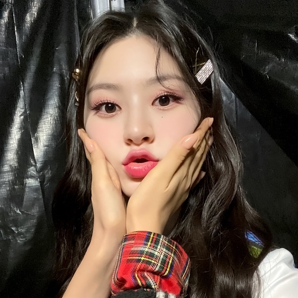 tinyseeuns's tweet image. 